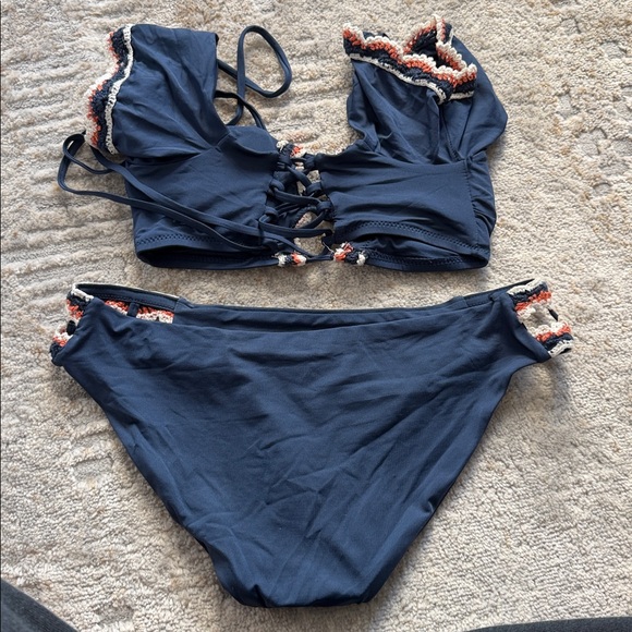 NWOT BECCA Rebecca Virtue Medina Cold-Shoulder Split-tab Bikini Swimsuit‎ Small - Picture 6 of 9